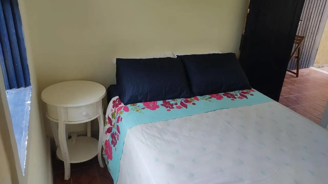 Casinha Do Pero Aconchegante E Arejada Vila Cabo Frio 0*,  Brasil